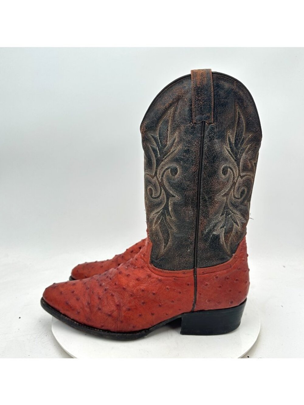 Forastero Size 10.5 Red Quill-Textured Pull-On Western Cowboy Boots